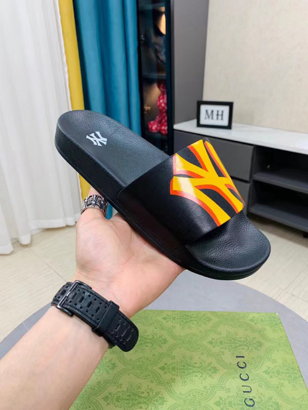 SANDALS